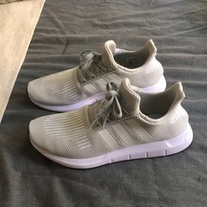 Adidas swift run